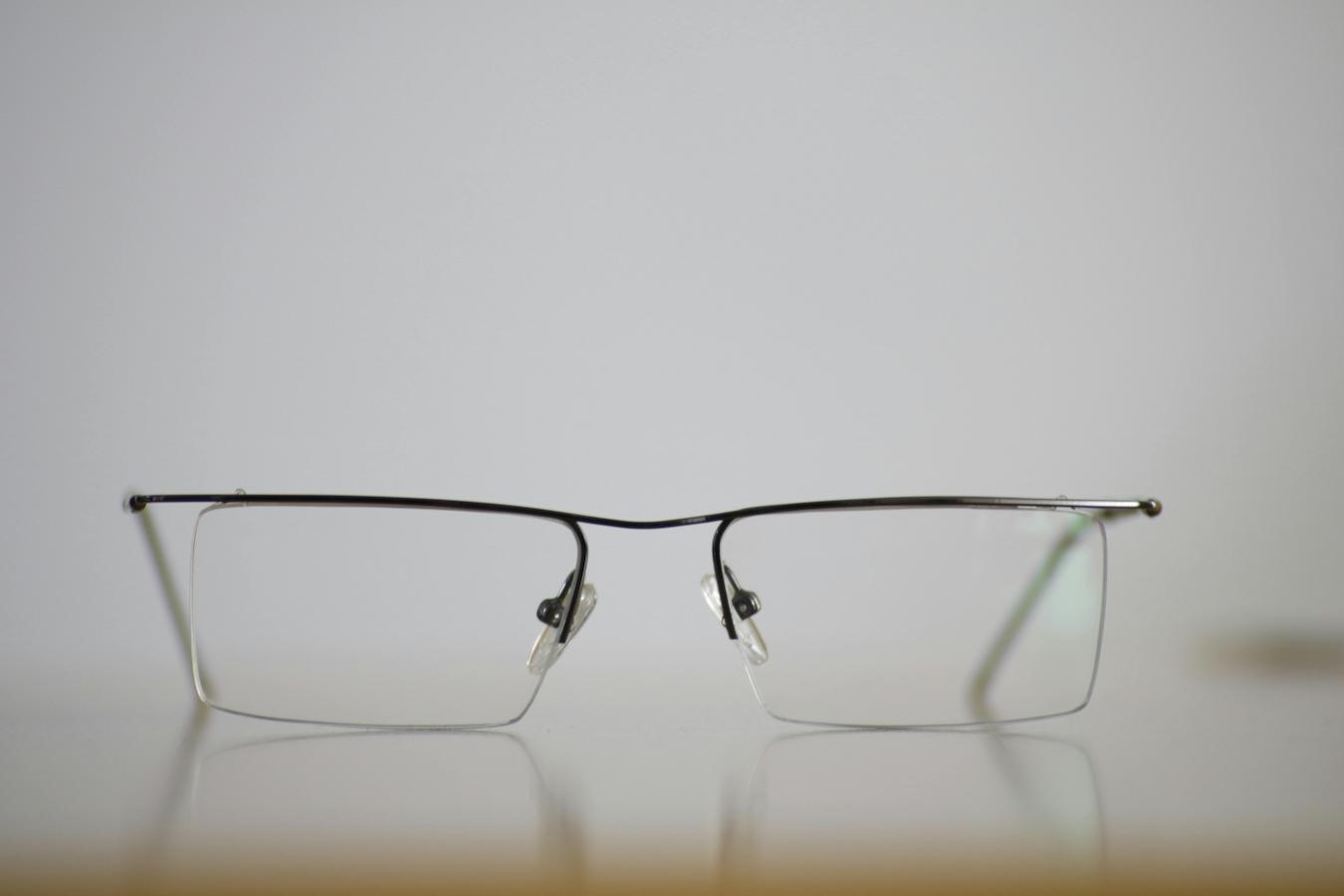 Titanium Glasses: The Pros, Cons, & More – Oculus Eyecare Seattle ...